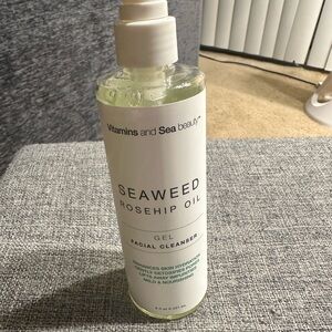 Seaweed Rosehip Oil Gel Facial Cleanser